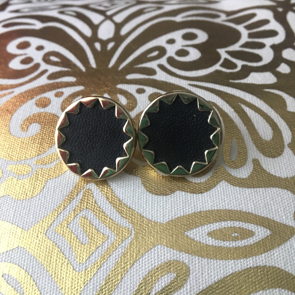•House of Harlow• sunburst stud earrings. (EUC)
